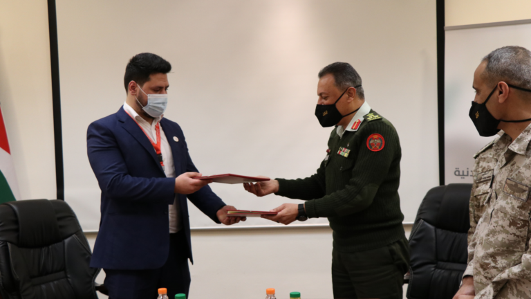 Signing a Memorandum of Understanding with the Arab Army – General Command