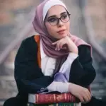 رانيا حسن ناجحة في شهادة ادارة الموارد البشرية CHRM